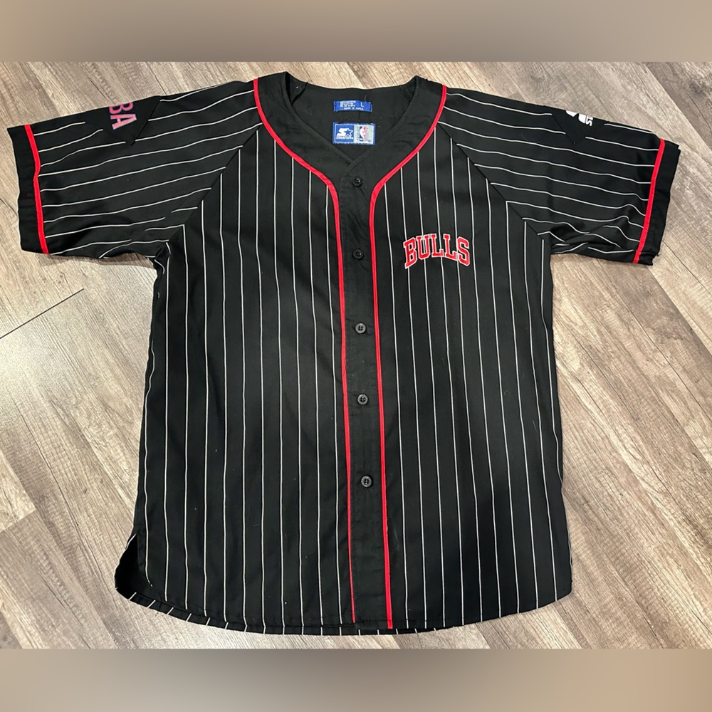 STARTER 90’s era Chicago Bulls Baseball jersey - Picture 3 of 3